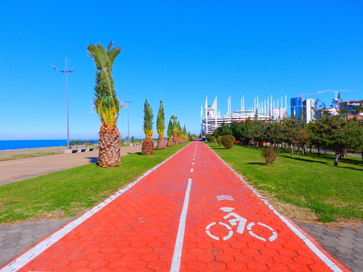Mimino Apartment Deluxe First Line Batumi Esterno foto